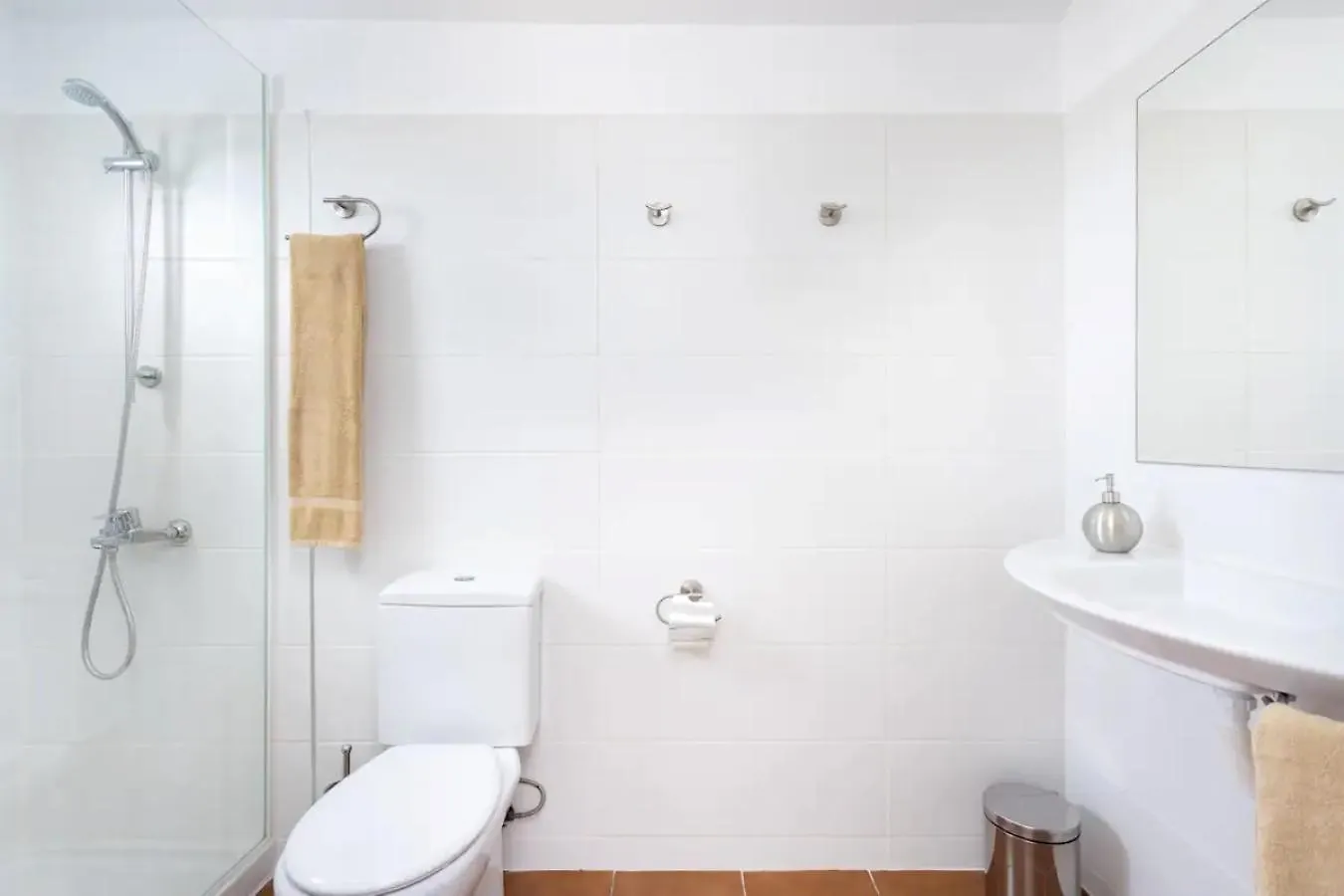 Two Apartments 250M From Las Americas Beach Playa de las Américas