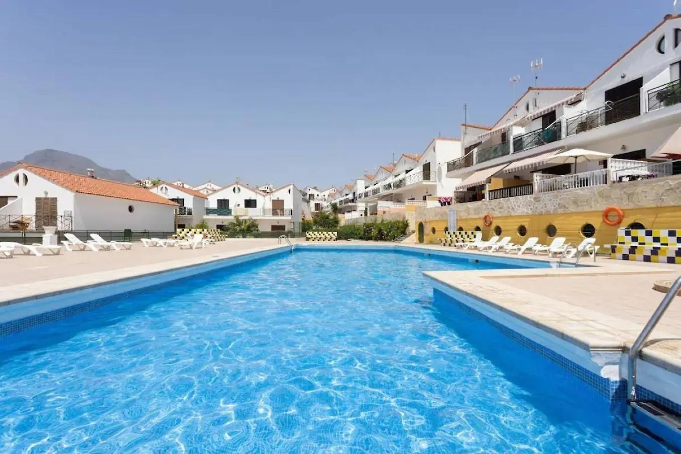 Two Apartments 250M From Las Americas Beach Playa de las Américas España