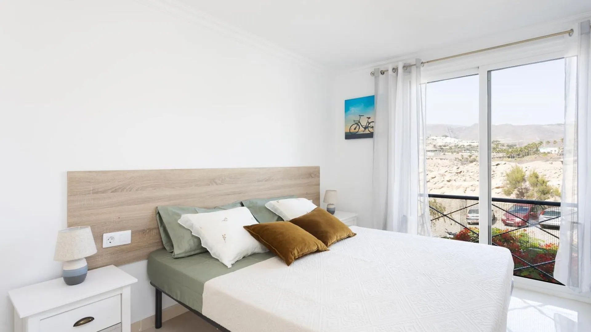 Two Apartments 250M From Las Americas Beach Playa de las Américas 0*,  España