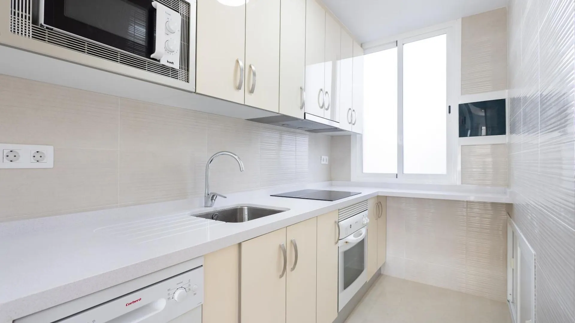 Two Apartments 250M From Las Americas Beach Playa de las Américas