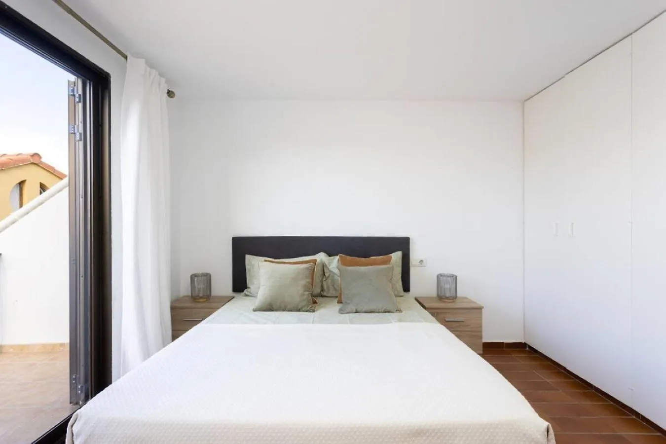 Two Apartments 250M From Las Americas Beach Playa de las Américas