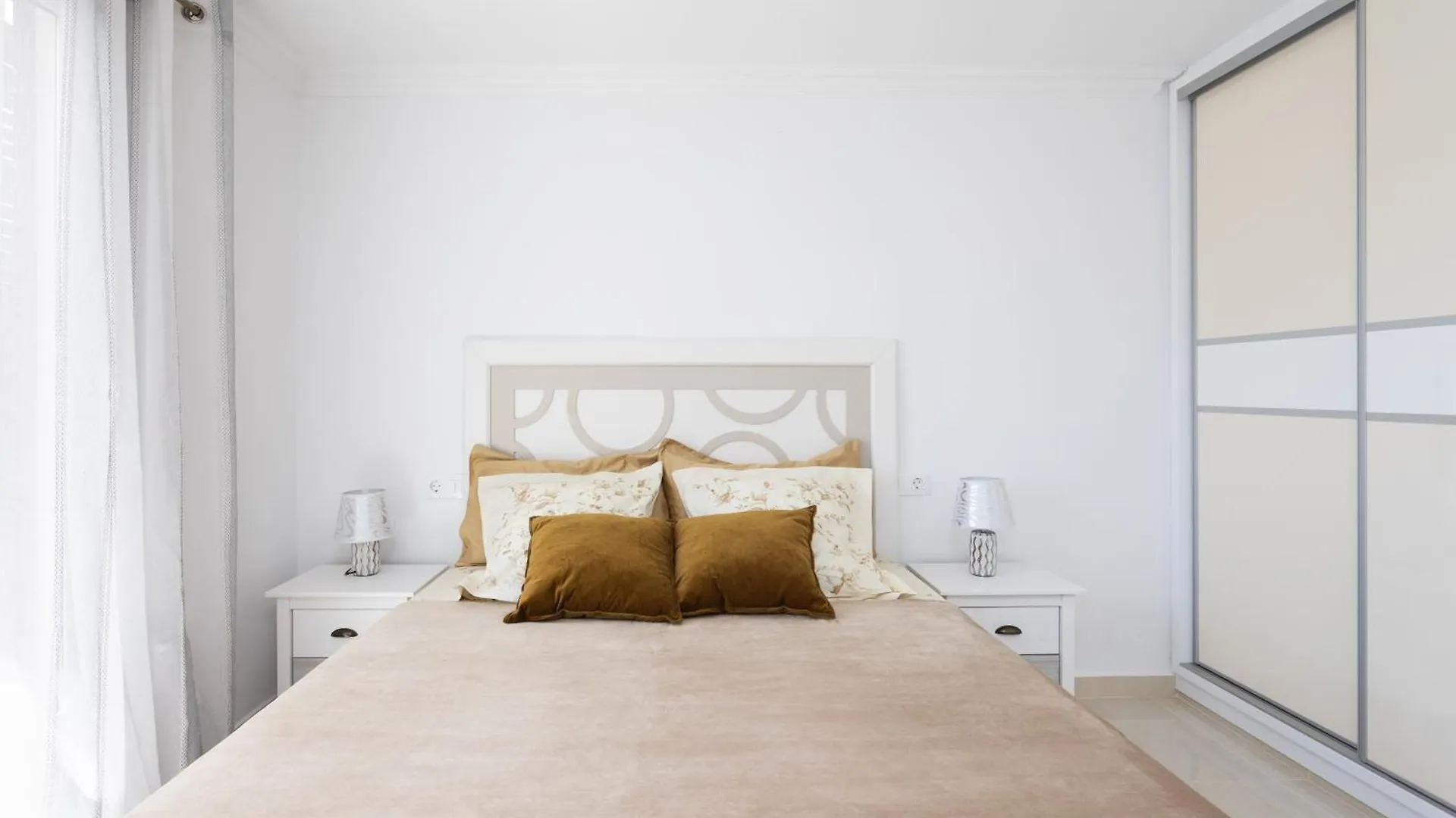 Two Apartments 250M From Las Americas Beach Playa de las Américas