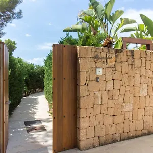 Algarrobos Villa Santa Eulalia del Río